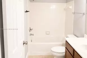 2986 S University Dr, Davie, FL 33328 - Photo 17