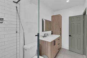 441 E Evanston Cir, Fort Lauderdale, FL 33312 - Photo 21