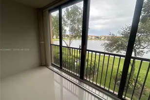 571 SW 141st Ave, Pembroke Pines, FL 33027 - Photo 23