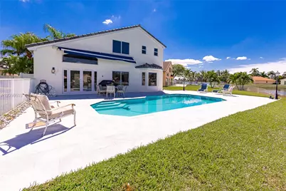 18481 NW 24th St, Pembroke Pines, FL 33029 - Photo 31