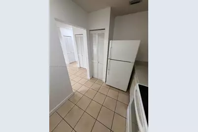 1501 W 42nd St #201, Hialeah, FL 33012 - Photo 5