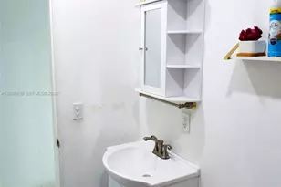 285 NW 48th Pl, Miami, FL 33126 - Photo 31
