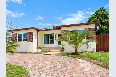 285 NW 48th Pl, Miami, FL 33126 - Photo 1