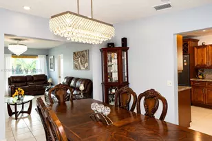 285 NW 48th Pl, Miami, FL 33126 - Photo 11