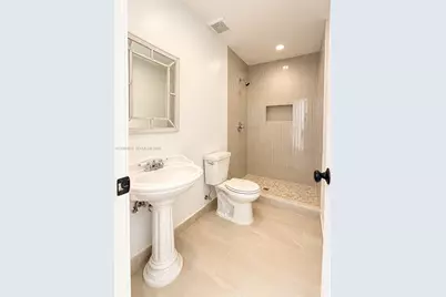2560 NW 81st Ter, Sunrise, FL 33322 - Photo 7