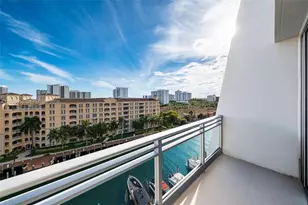 2950 NE 188th St, Aventura, FL 33180 - Photo 27