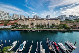 2950 NE 188th St, Aventura, FL 33180 - Photo 39