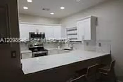 3127 NE 4th St, Homestead, FL 33033 - Photo 3