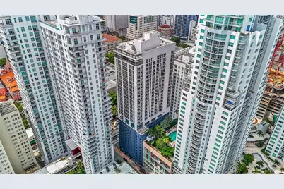 227 NE 2nd St #3106, Miami, FL 33132 - Photo 3
