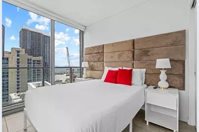227 NE 2nd St #3106, Miami, FL 33132 - Photo 17
