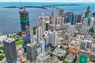 227 NE 2nd St, Miami, FL 33132 - Photo 29