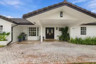 11865 SW 112th Ave Cir, Miami, FL 33176 - Photo 7