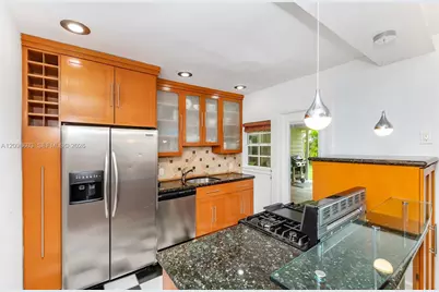 2920 SW 30th Ct, Coconut Grove, FL 33133 - Photo 3