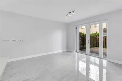 4894 NW 110th Pl, Doral, FL 33178 - Photo 19
