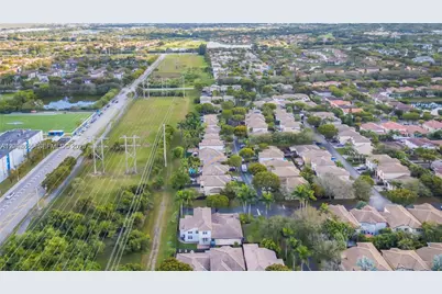 4894 NW 110th Pl, Doral, FL 33178 - Photo 41