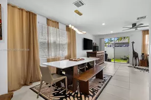 198 SW 170th Ave, Pembroke Pines, FL 33027 - Photo 9