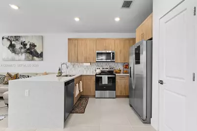 198 SW 170th Ave, Pembroke Pines, FL 33027 - Photo 11