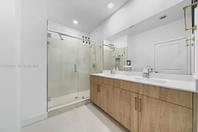 198 SW 170th Ave, Pembroke Pines, FL 33027 - Photo 27