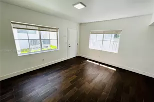 1001 Bay Dr, Miami Beach, FL 33141 - Photo 9