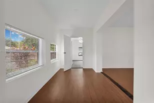 520 NW 49th St, Miami, FL 33127 - Photo 7