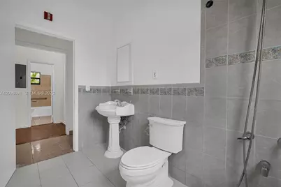 520 NW 49th St #1, Miami, FL 33127 - Photo 33