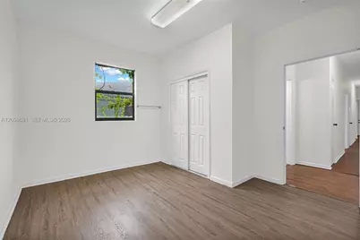 520 NW 49th St #1, Miami, FL 33127 - Photo 29