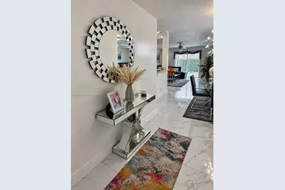 8520 E Southgate Shores Cir #8520, Tamarac, FL 33321 - Photo 3