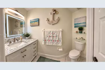 8520 E Southgate Shores Cir #8520, Tamarac, FL 33321 - Photo 11