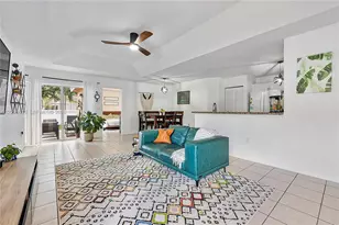 9292 NW 54th St, Sunrise, FL 33351 - Photo 3