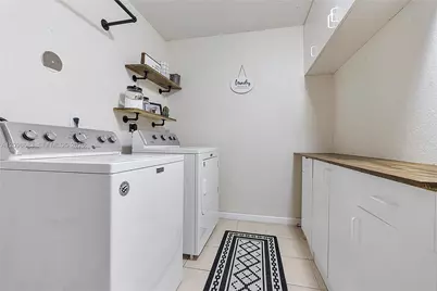 9292 NW 54th St, Sunrise, FL 33351 - Photo 15