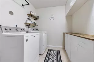 9292 NW 54th St, Sunrise, FL 33351 - Photo 15