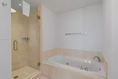 4401 Collins Ave #2610/2612, Miami Beach, FL 33140 - Photo 31