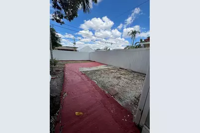 69 E 50th Pl, Hialeah, FL 33013 - Photo 19