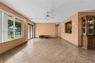 510 SW 70th Ave, Pembroke Pines, FL 33023 - Photo 11