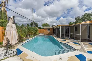 510 SW 70th Ave, Pembroke Pines, FL 33023 - Photo 49
