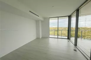2411 Laguna Cir, North Miami, FL 33181 - Photo 21