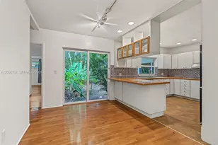 508 N Castania Ave, Coral Gables, FL 33146 - Photo 15