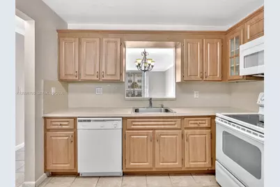 3600 NE 170th St #203, North Miami Beach, FL 33160 - Photo 7