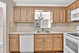 3600 NE 170th St, North Miami Beach, FL 33160 - Photo 7
