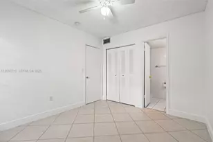 4715 NW 7th St, Miami, FL 33126 - Photo 11
