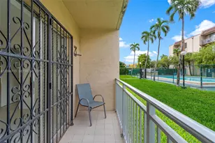 4715 NW 7th St, Miami, FL 33126 - Photo 17