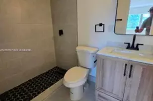 15124 SW 81st St, Miami, FL 33193 - Photo 5