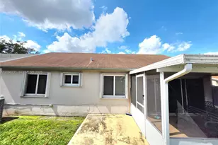 20317 NW 33rd Ave, Miami Gardens, FL 33056 - Photo 15