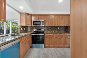 11240 Sheridan St, Pembroke Pines, FL 33026 - Photo 19