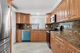 11240 Sheridan St, Pembroke Pines, FL 33026 - Photo 21