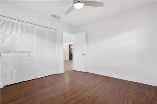 11240 Sheridan St, Pembroke Pines, FL 33026 - Photo 43