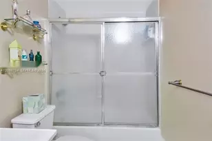 19390 Collins Ave, Sunny Isles Beach, FL 33160 - Photo 11