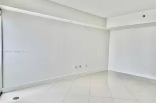 475 Brickell Ave, Miami, FL 33131 - Photo 7