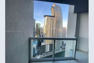 475 Brickell Av #3808, Miami, FL 33131 - Photo 3