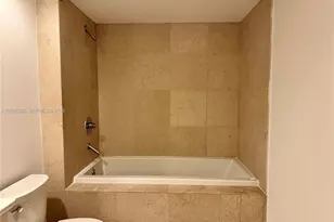 475 Brickell Ave, Miami, FL 33131 - Photo 15
